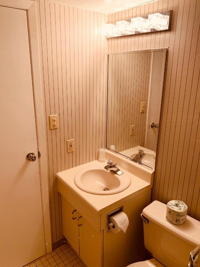 Coliseum Inn & Suites - Garden City Long Island East Meadow Eksteriør billede